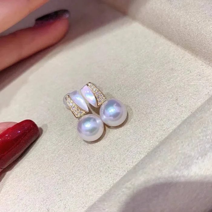 Pearly Lustre Earrings 18K Solid Gold Freshwater Pearl Earrings KE00043