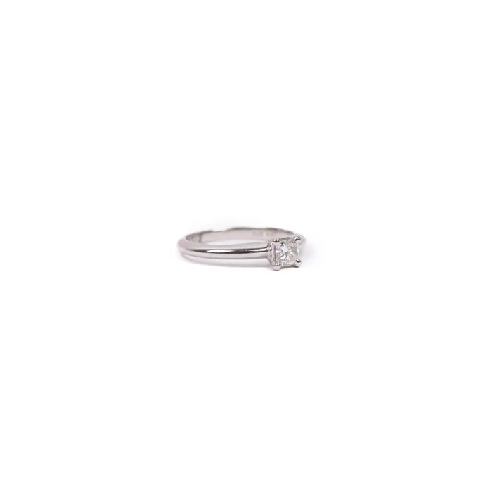 Rings STORE 5a Luxury Preowned Goods PreOwned Solitaire Engagement Ring