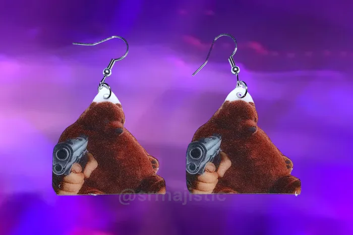 Earrings Sam Makes Things Violent Djungelskog with Weapon Detailed Earrings