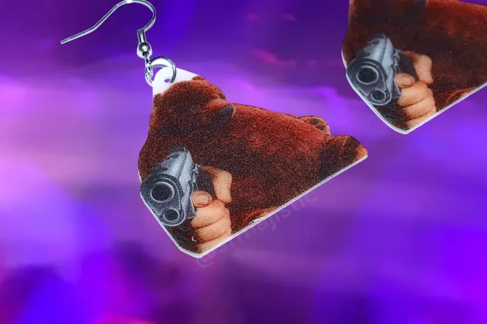 Earrings Sam Makes Things Violent Djungelskog with Weapon Detailed Earrings