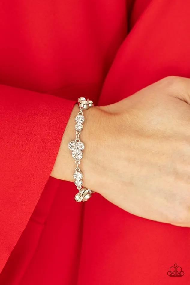 Paparazzi Jewelry Bracelets Paparazzi Bracelet Social GLISTENING White