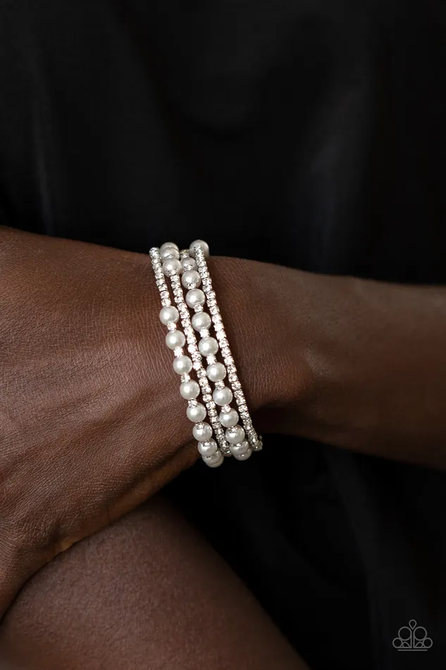 Paparazzi Jewelry Paparazzi Bracelet LOP Dec 2020 Starry Strut White Bracelets