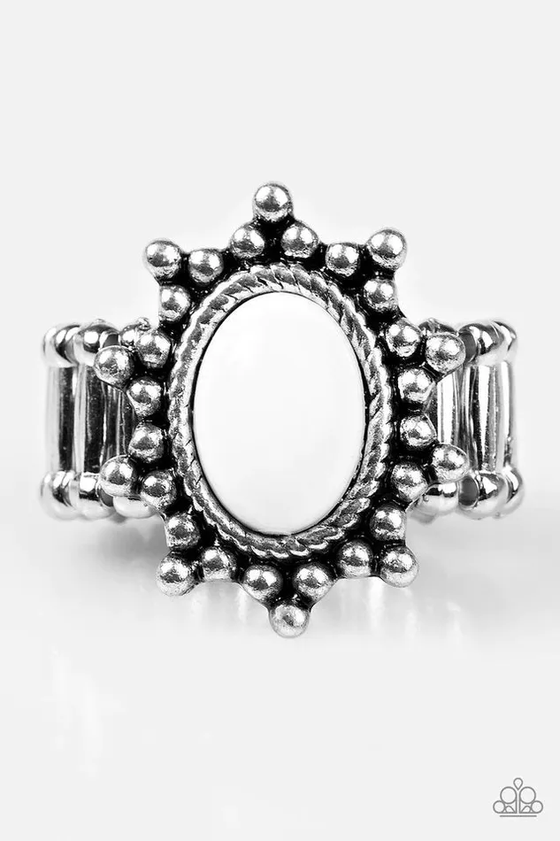 Paparazzi Jewelry Paparazzi Ring Seasonal Sunshine White Rings