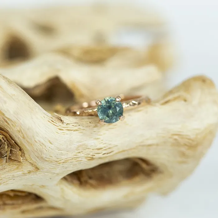 106ct Montana Sapphire Evergreen Solitaire in 18k Rose Gold Anueva Jewelry PreStyled Sets