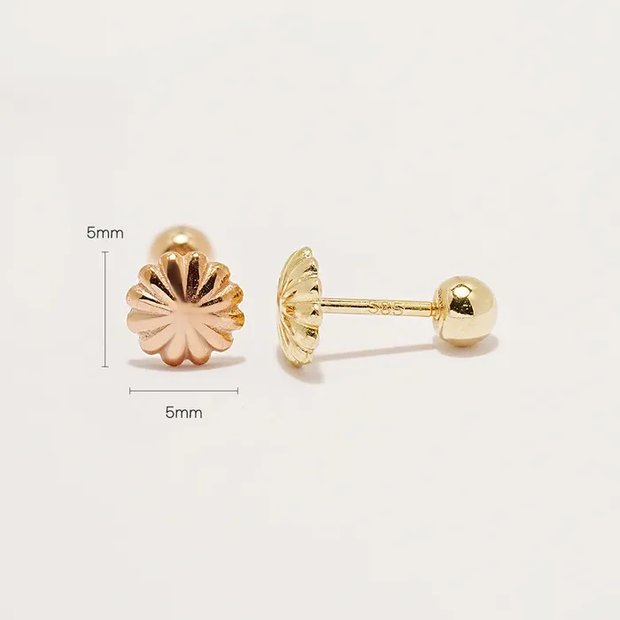 14K Gold Daisy Flower Cartilage Earring 20G MinimalBijoux Earrings