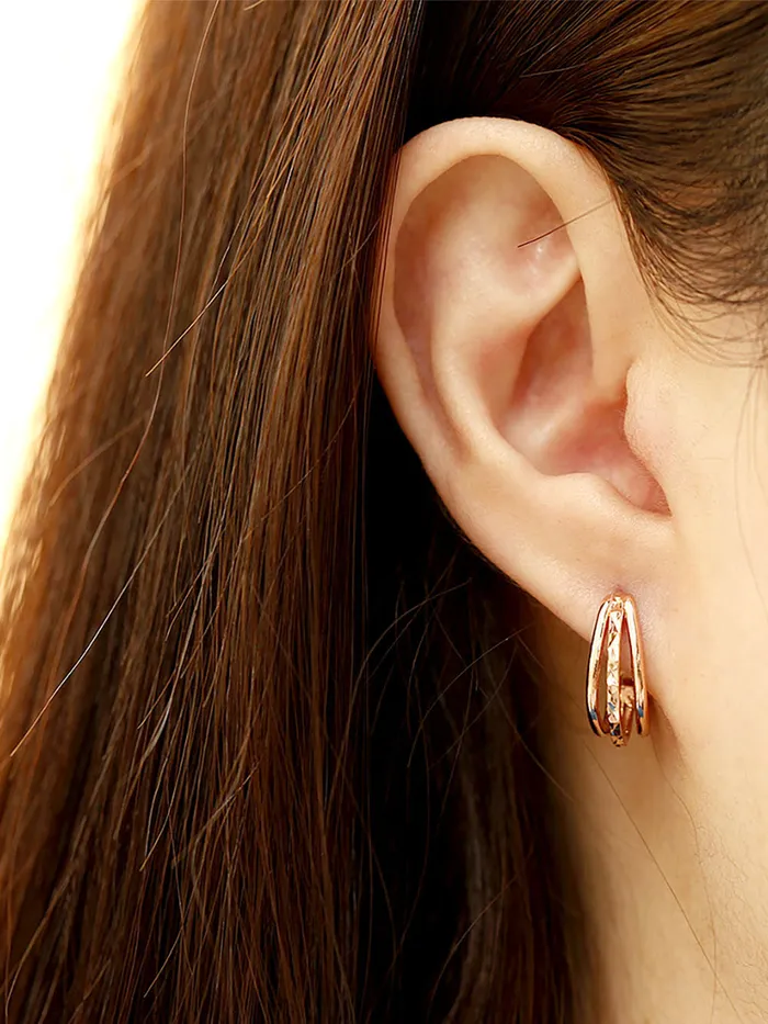 MinimalBijoux 14K Gold Triple Lines Cartilage Hoop Earring Earrings