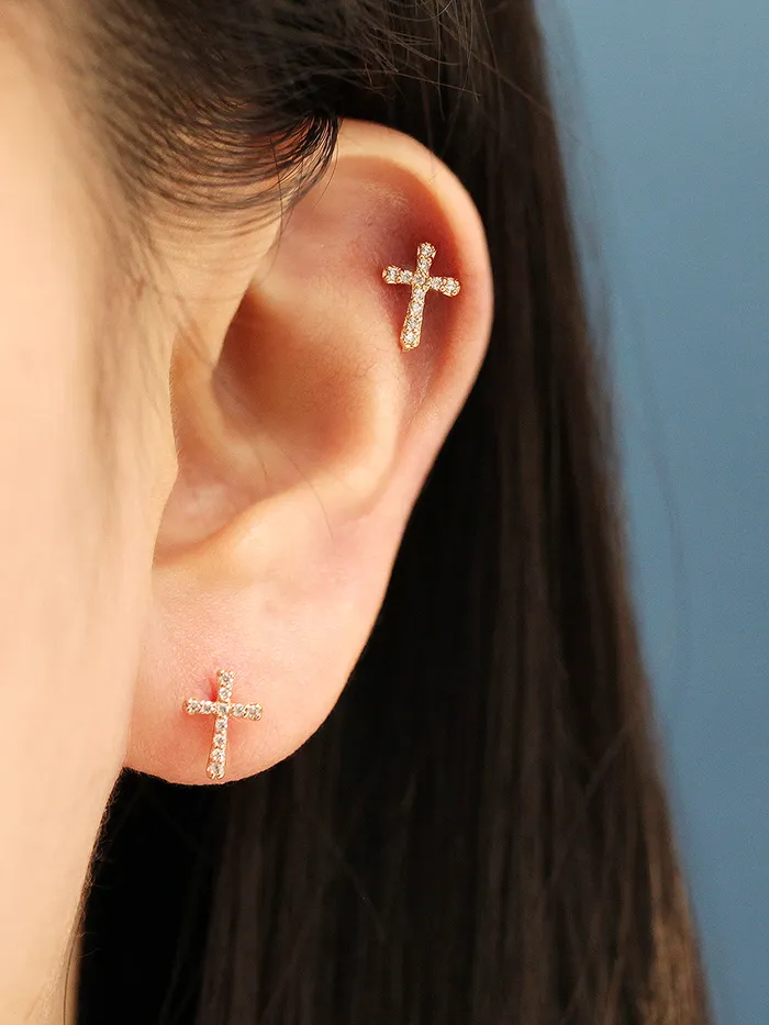 MinimalBijoux Earrings 14K Gold Cross Cubic Cartilage Earring 20G18G16G