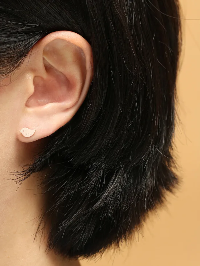 MinimalBijoux Earrings 14K Gold Cutey Bird Cartilage Earring 20G18G16G