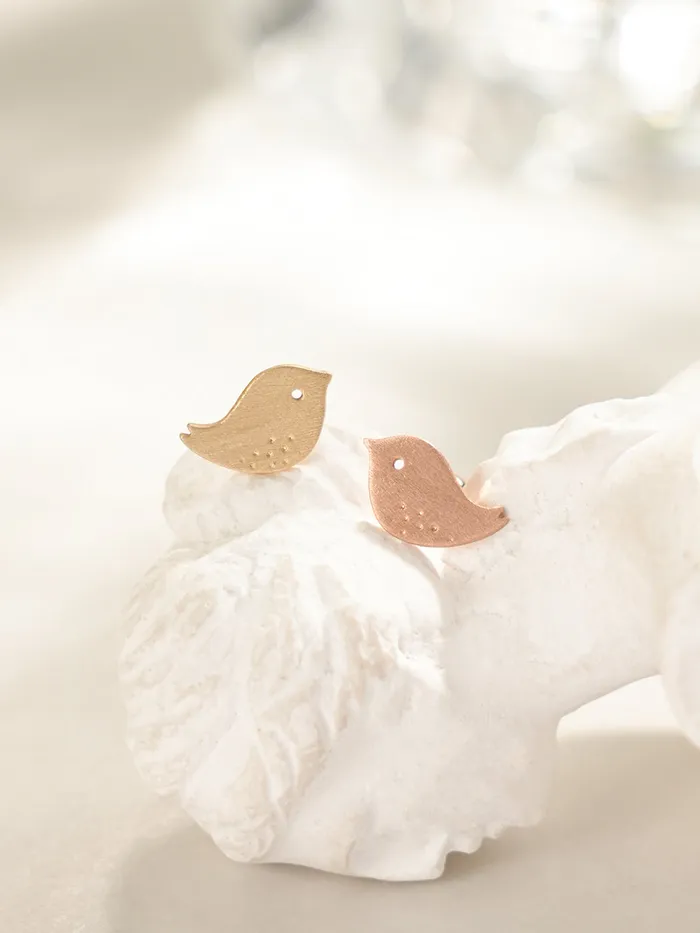 MinimalBijoux Earrings 14K Gold Cutey Bird Cartilage Earring 20G18G16G