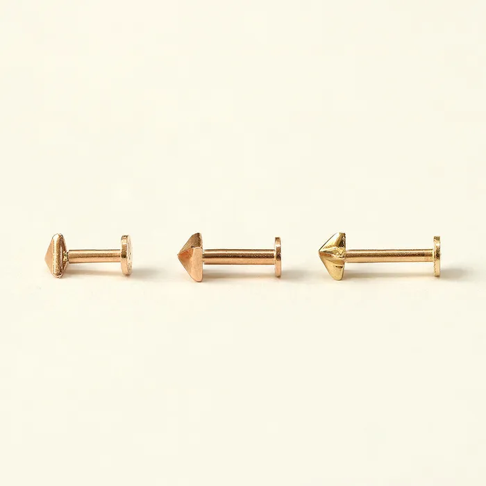 PreStyled Sets MinimalBijoux 14K Gold Tiny Pyramid Internally Threaded Labret Piercing 18G16G