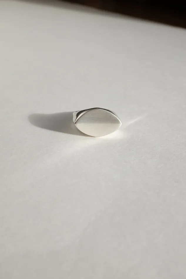 Rings collectionno2 BOLD SIGNET SILVER 925 RING